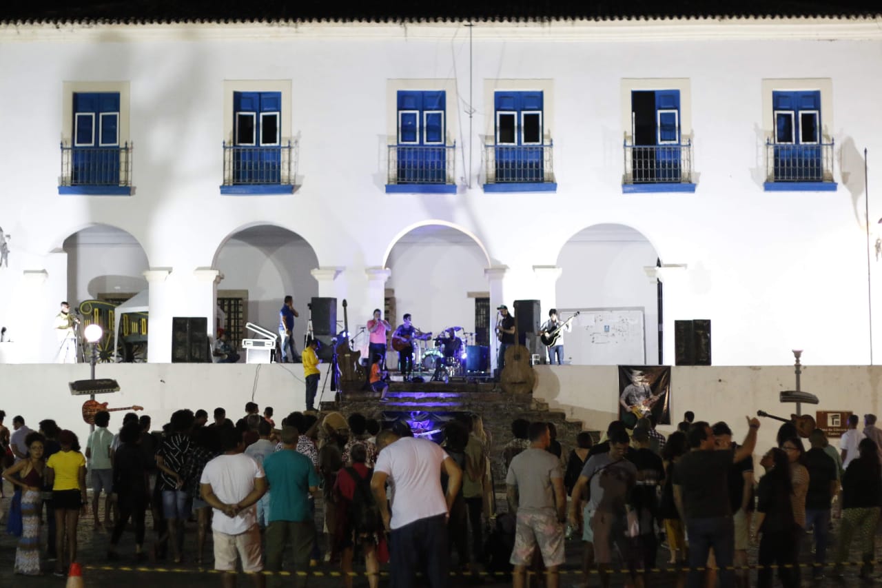 Cachoeira Agosto do Blues reúne música e história em agosto