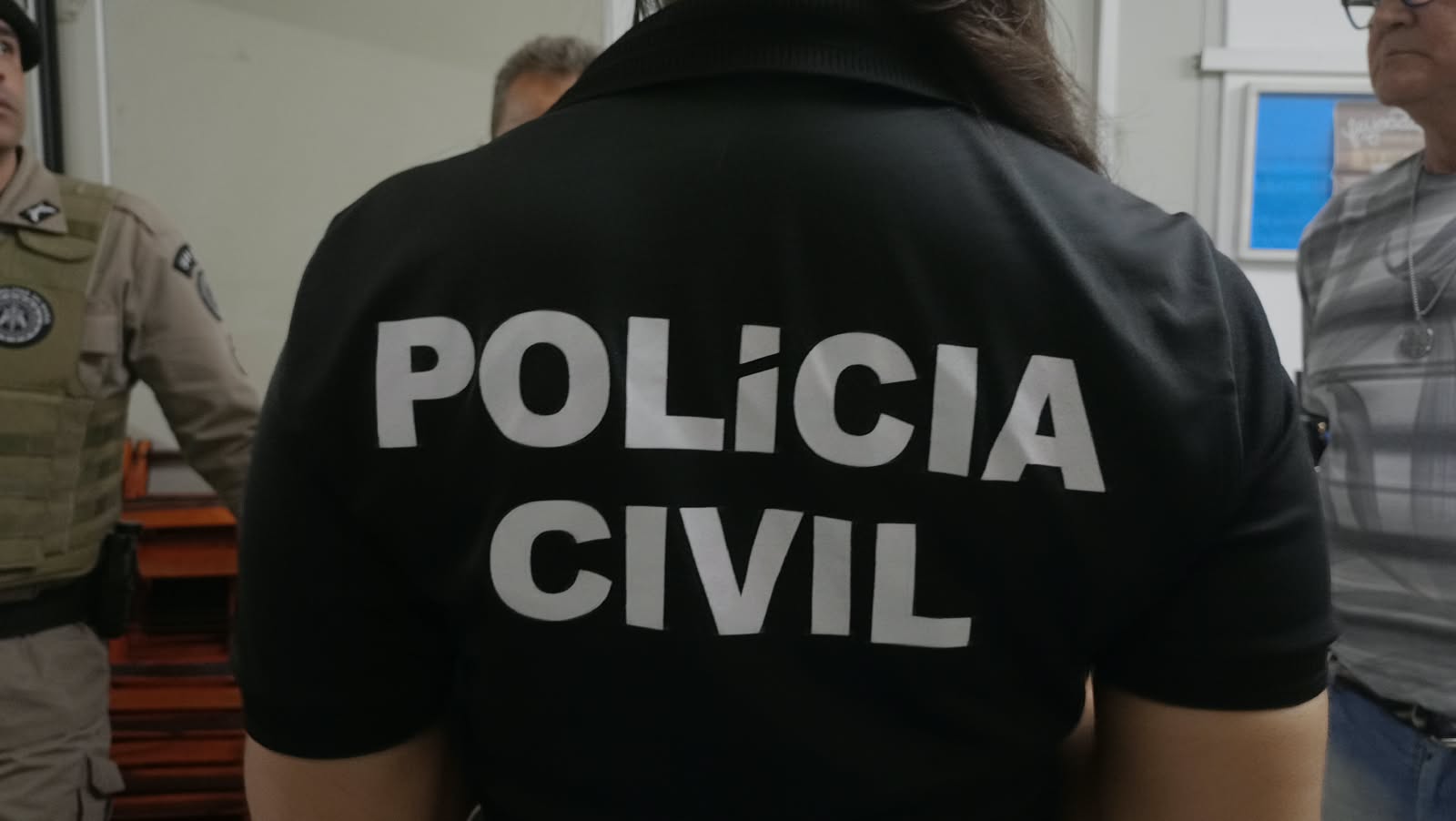 Operação Mobile 360° fiscaliza lojas de celulares em Feira