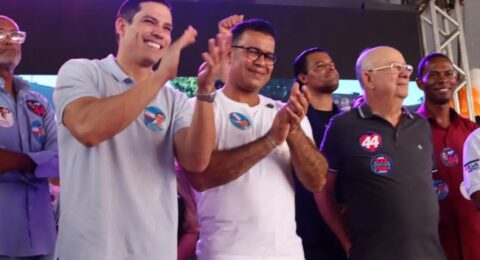 Imagem do post José Ronaldo apoia Silva Neto