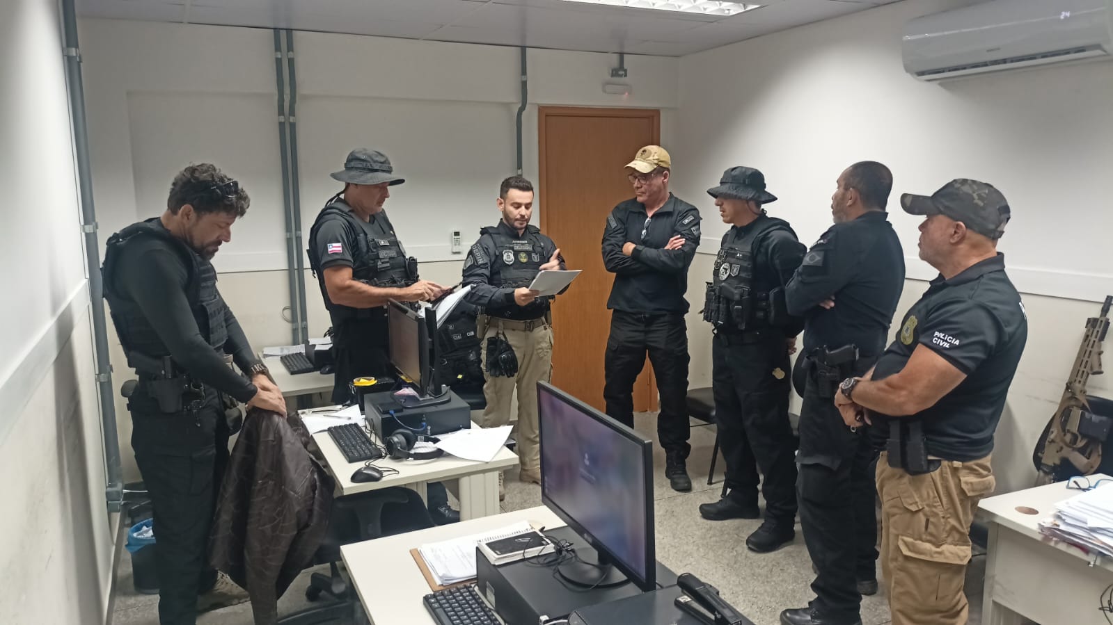 Operação prende três homens por estupro em Itiúba