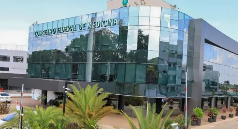 Imagem do post Justiça suspende especialidade de harmonização orofacial