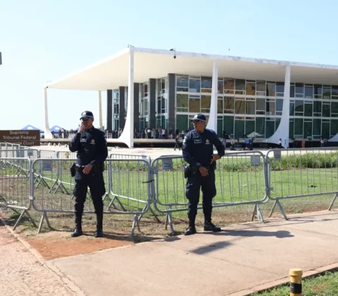 Imagem do post STF suspende julgamento sobre Moraes e Mendonça