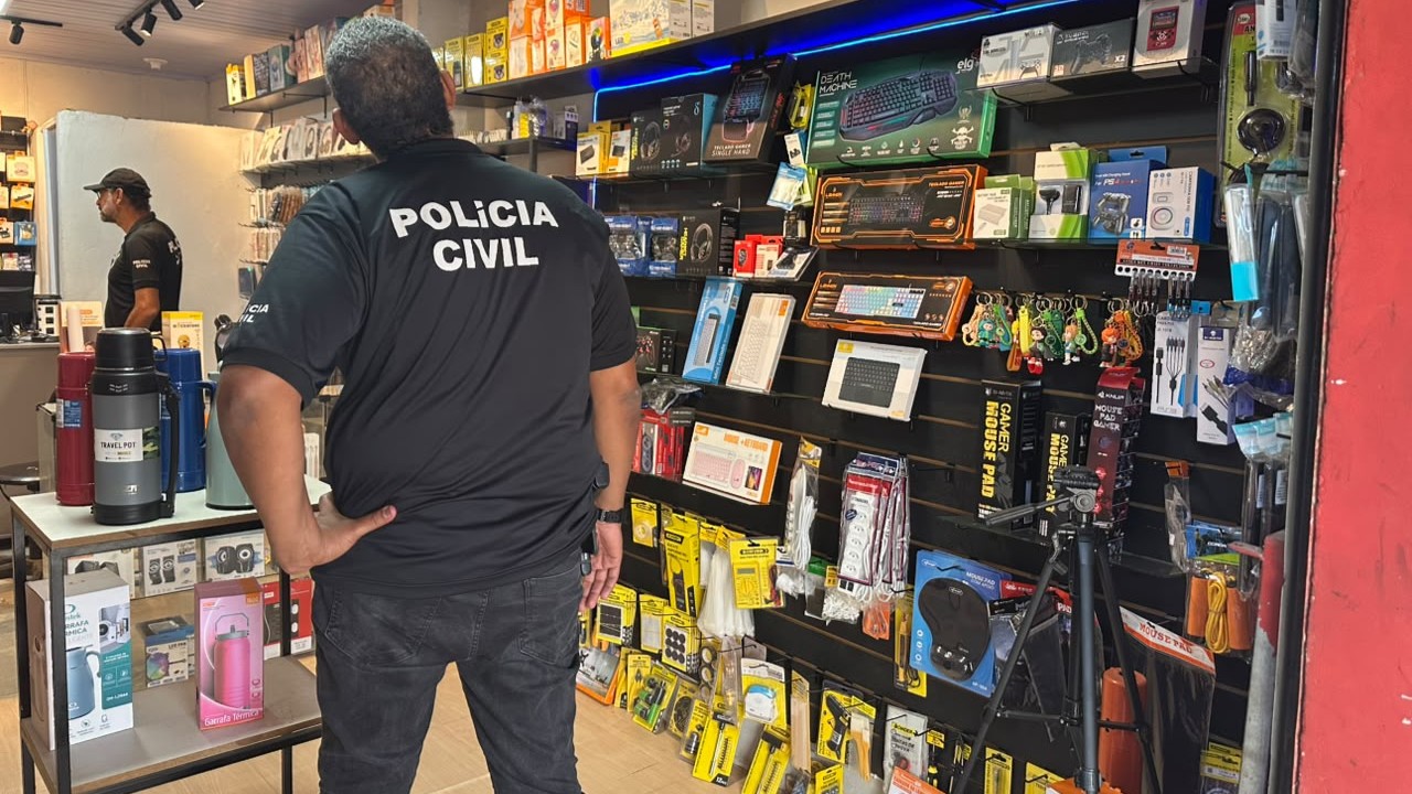 Polícia Civil fiscaliza lojas de celulares em seis cidades da Bahia