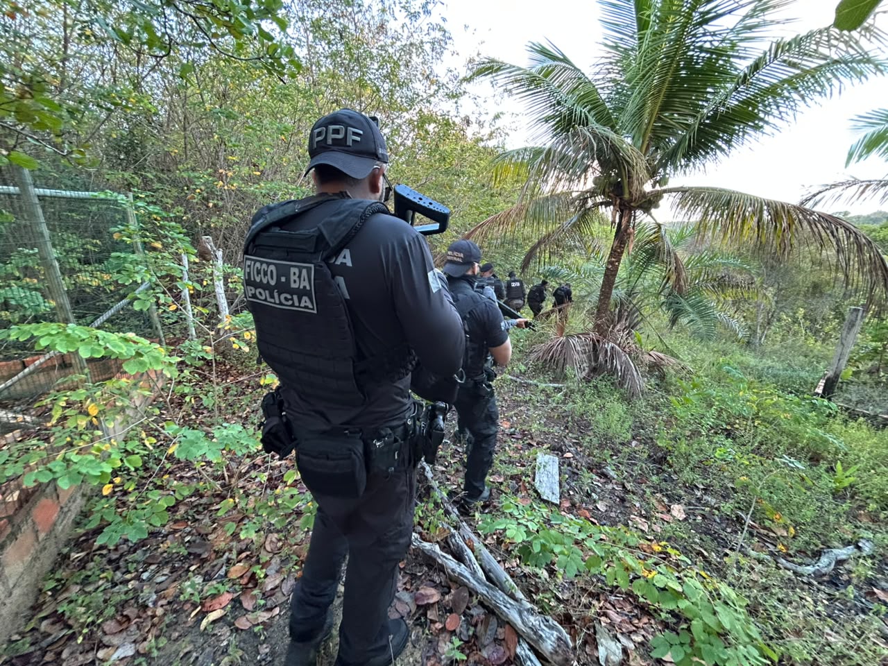 Faccionado que alugava fuzis é preso na divisa da BA