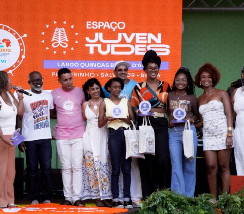 Imagem do post Três estudantes vencem concurso de poesia em Salvador