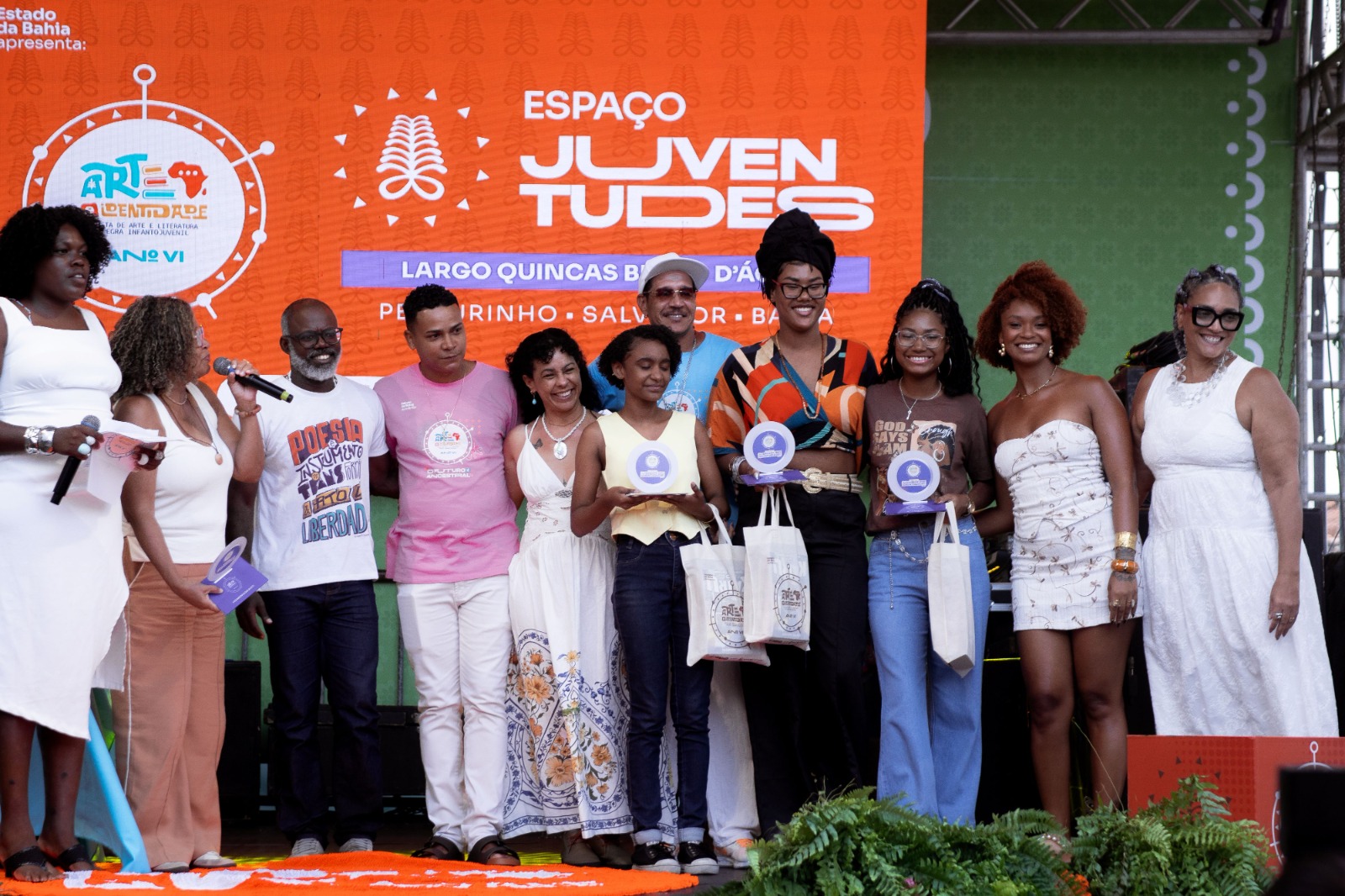 Imagem do post Três estudantes vencem concurso de poesia em Salvador