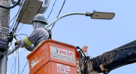 Imagem do post Lauro de Freitas instala 40 lâmpadas de LED