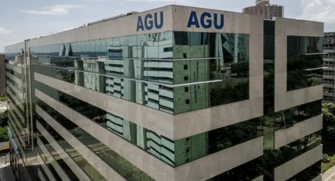 Imagem do post AGU pede ao STF suspensão do afastamento do chefe da PF