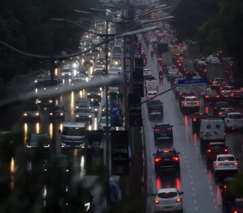 Imagem do post Chuva deixa alagamentos e uma vítima em SP